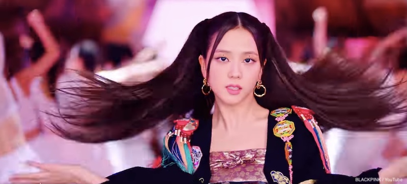 類似性が指摘されたBLACKPINK「How You Like That」MV内での着用衣裳