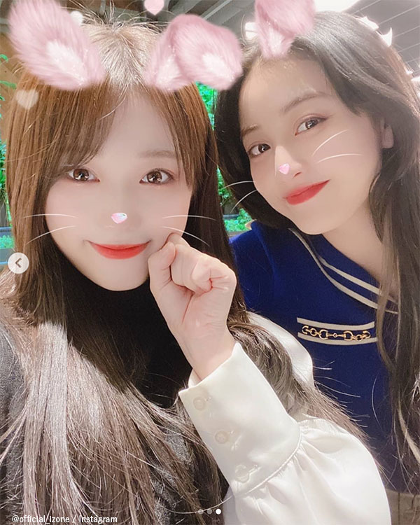 IZ*ONE 矢吹奈子（左）、TWICE ジヒョ（右）