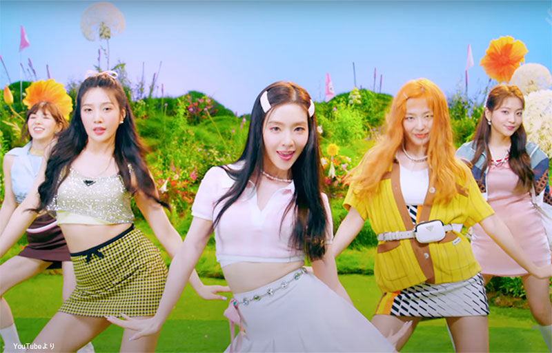 Red velvet「Queendom」MV（左から）ウェンディ、ジョイ、アイリーン、スルギ、イェリ